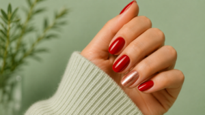Unghie semipermanente colori vivaci rosso e metallizzato
