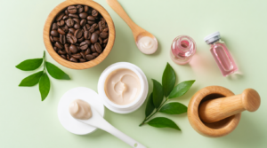 ingredienti naturali caffeina e centella asiatica skincare
